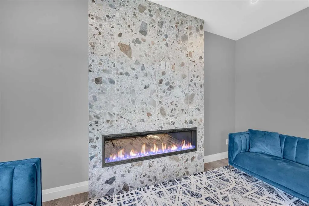 252 Walcrest View SE
