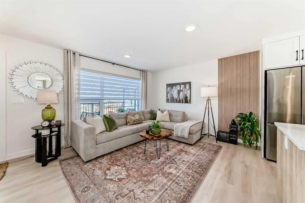 22 Vincent Gate