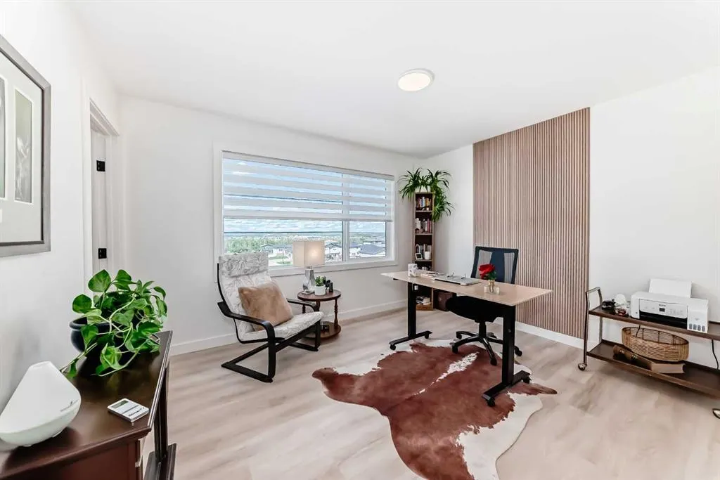 22 Vincent Gate