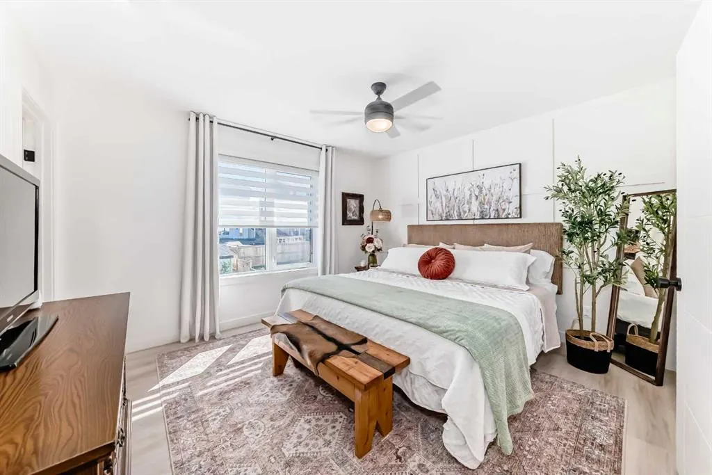 22 Vincent Gate