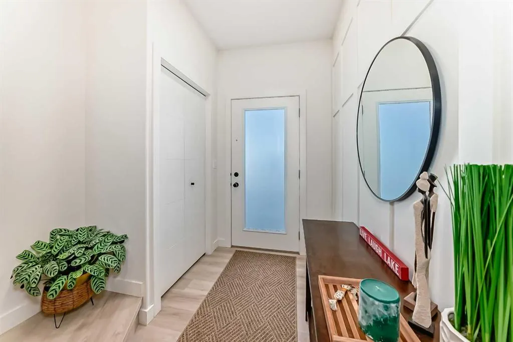 22 Vincent Gate