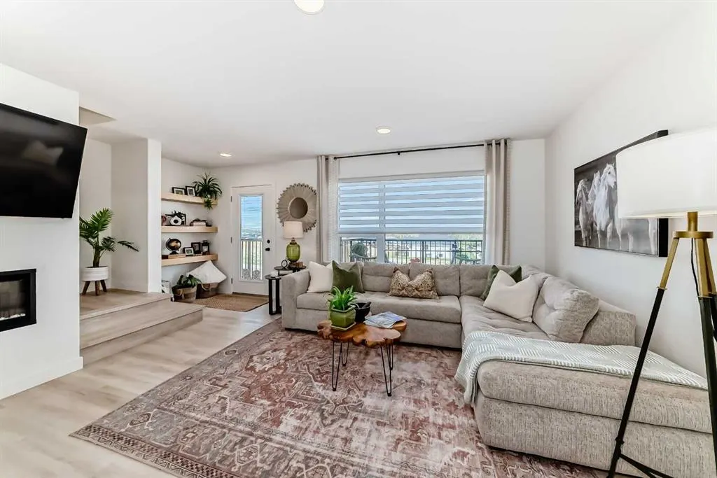 22 Vincent Gate