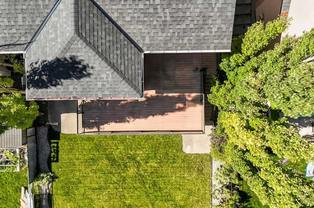 109 Sherwood Way NW
