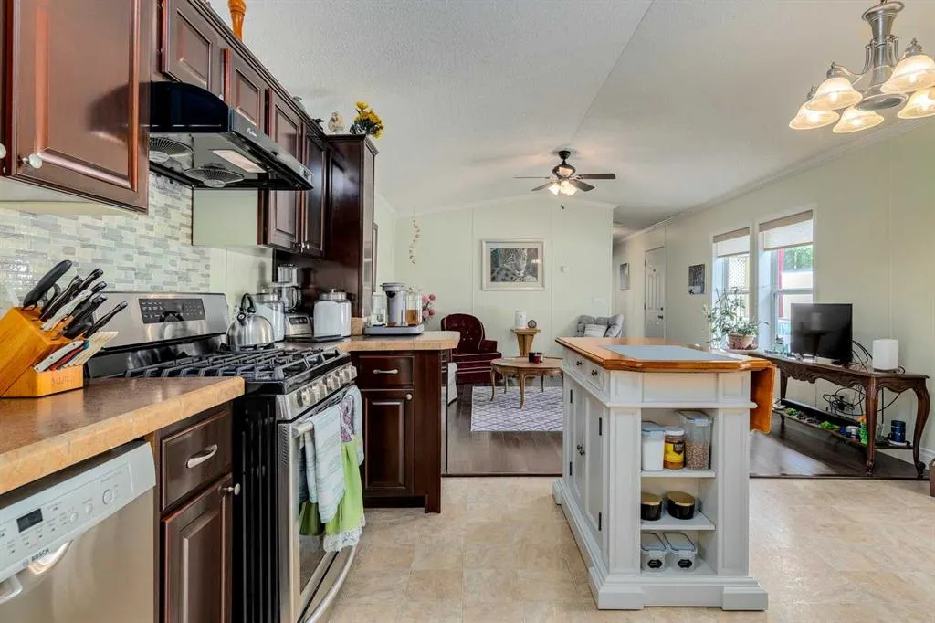 1190 15 Avenue, #67