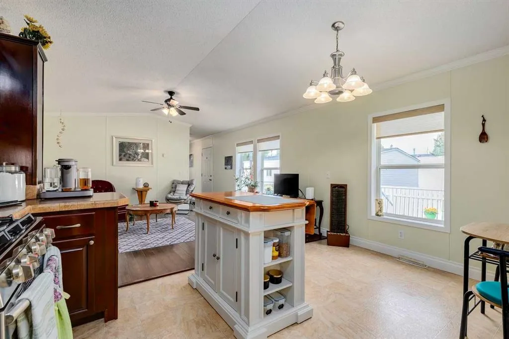 1190 15 Avenue, #67