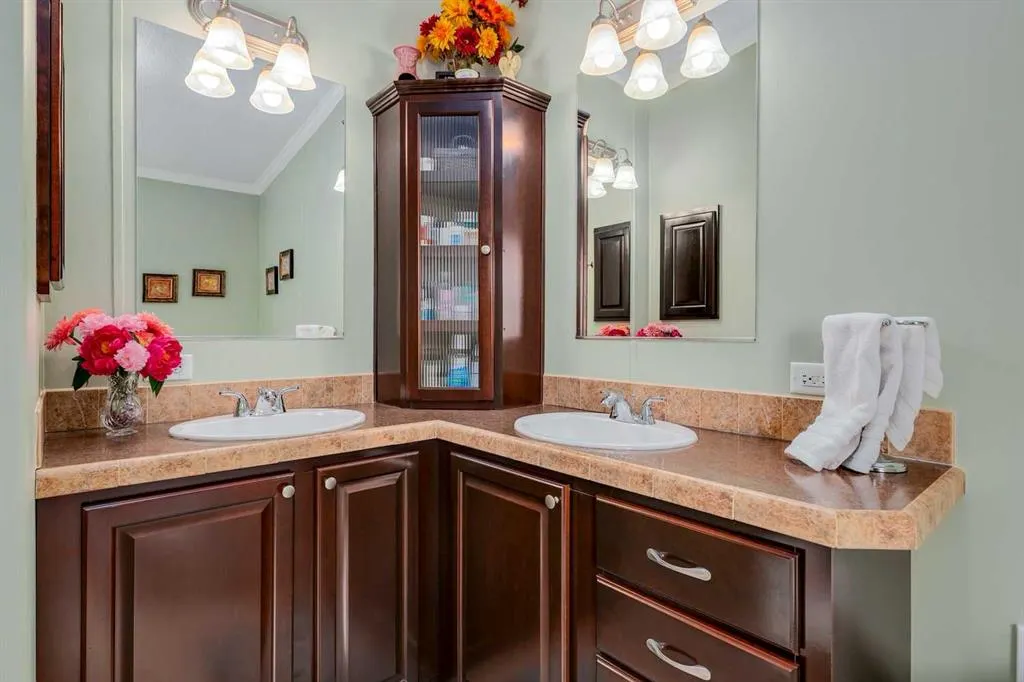 1190 15 Avenue, #67