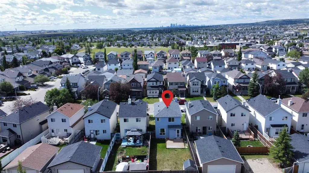 137 Covepark Crescent NE