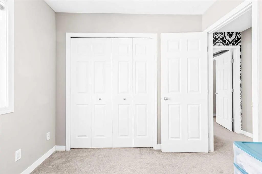 137 Covepark Crescent NE