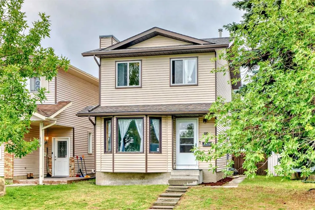 110 Edgeburn Crescent NW