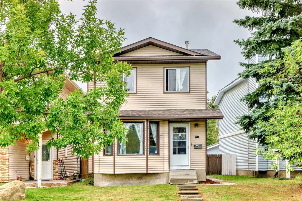 110 Edgeburn Crescent NW