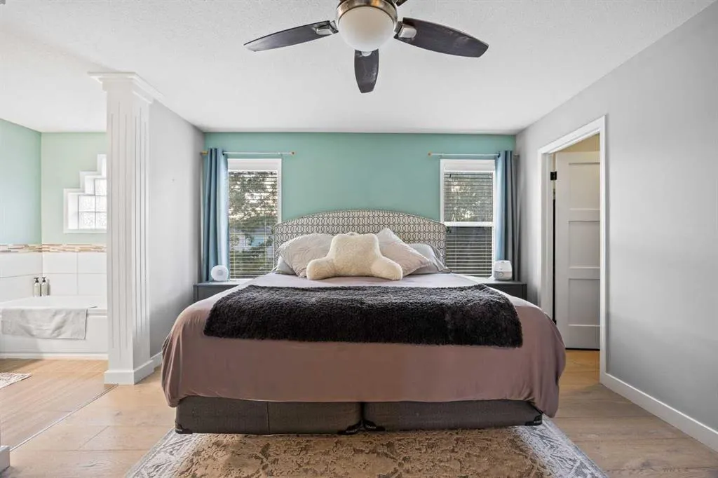 47 Mckenzie Lake Crescent SE