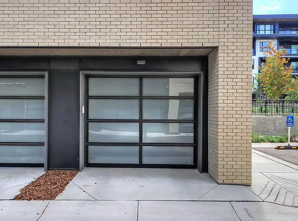 135 Lebel Crescent NW, #201
