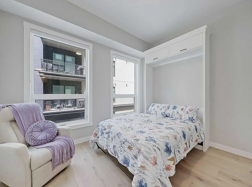 135 Lebel Crescent NW, #201