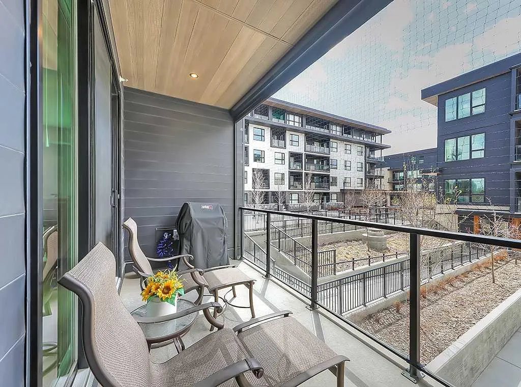 135 Lebel Crescent NW, #201