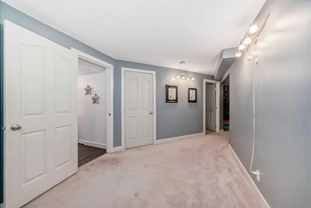 124 Hillview Road