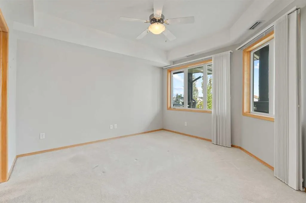 15 Everstone Drive SW, #207