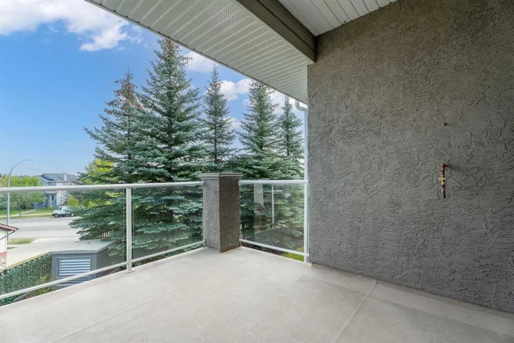 15 Everstone Drive SW, #207