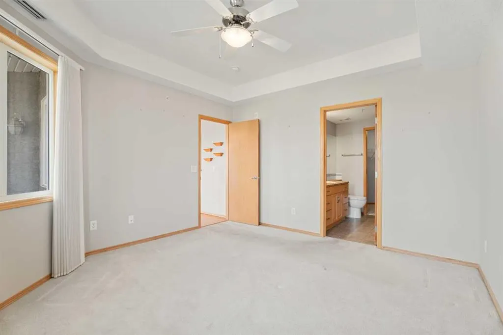 15 Everstone Drive SW, #207