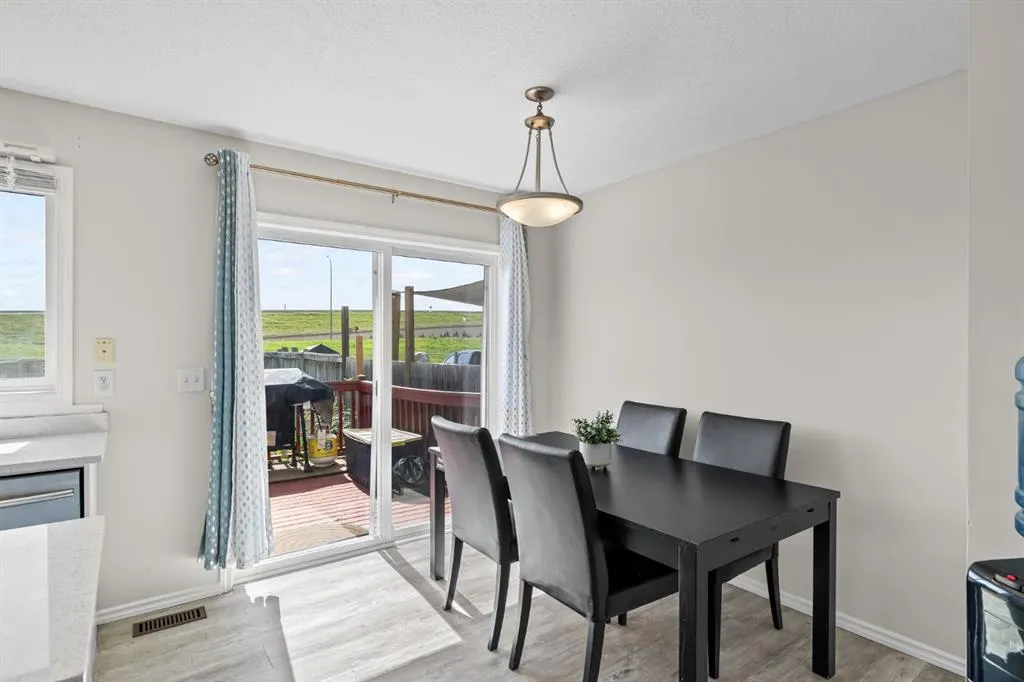 362 Elgin View SE