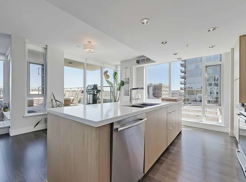 510 6 Avenue SE, #406
