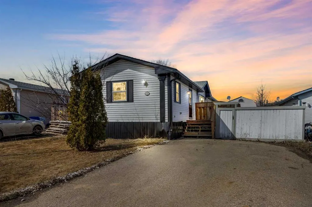 540 Mckinlay Crescent