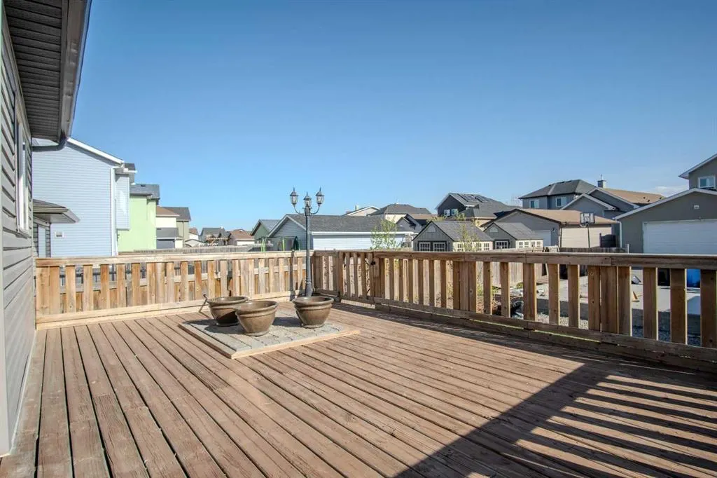 23 Saddlebrook Gardens NE
