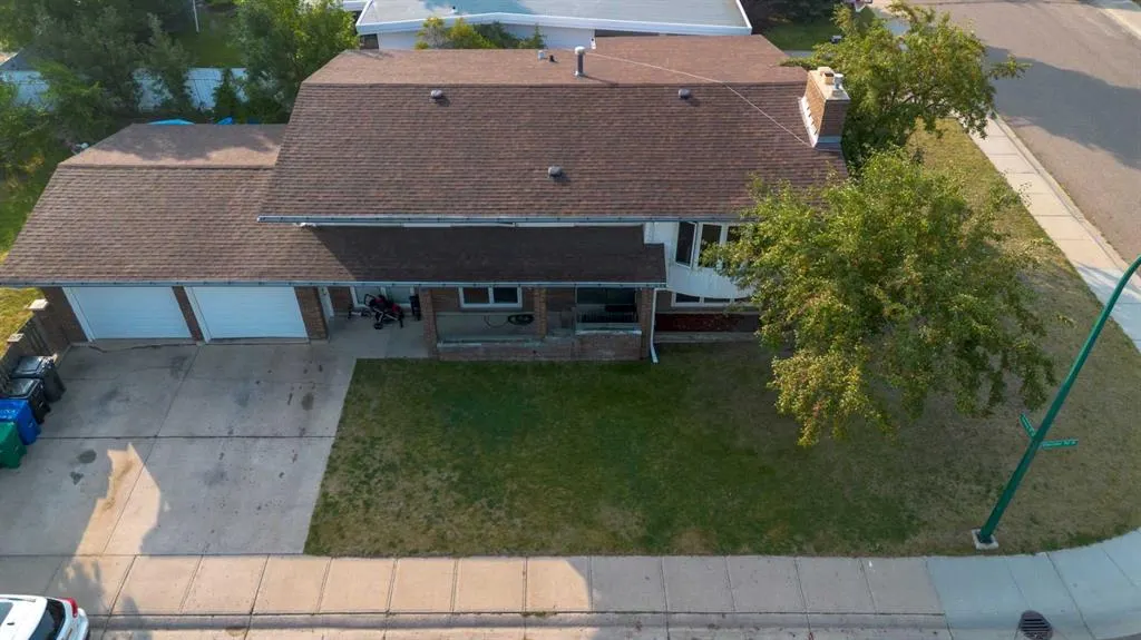 10 Sheridan Road W