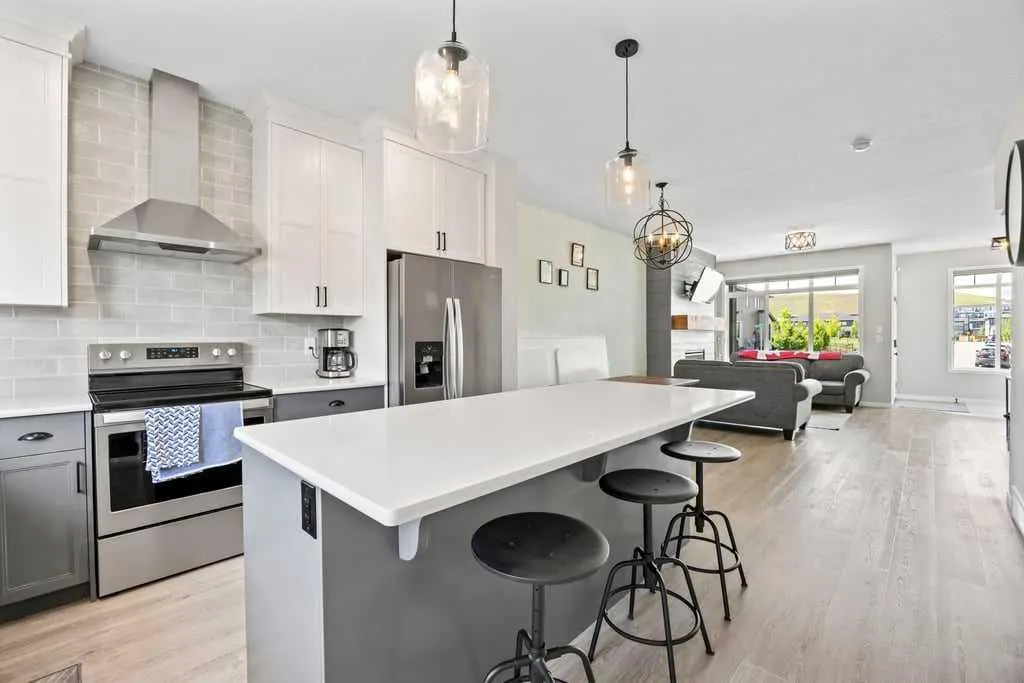 42 Wolf Creek Manor SE
