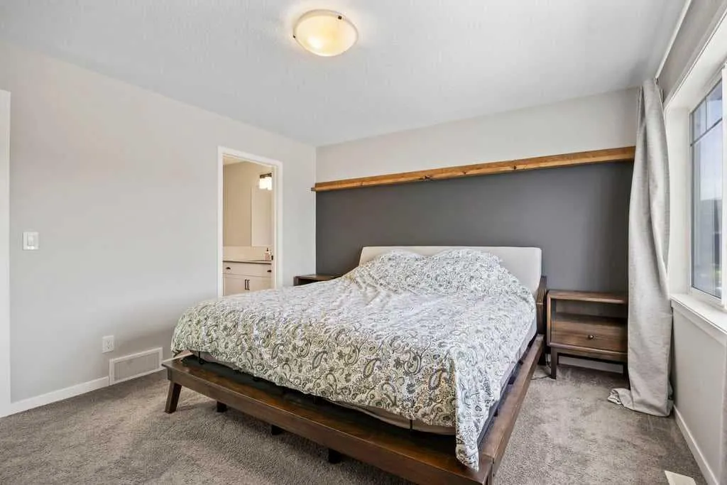 42 Wolf Creek Manor SE
