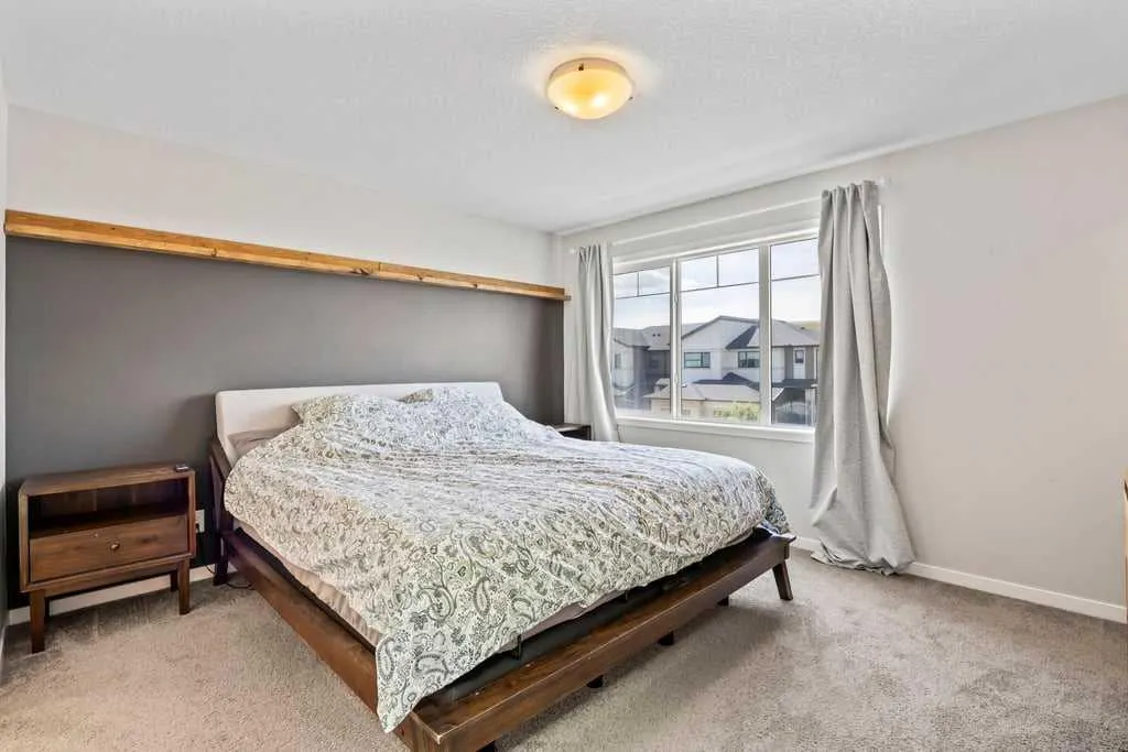 42 Wolf Creek Manor SE