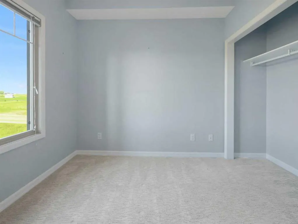 92 Crystal Shores Road, #4306