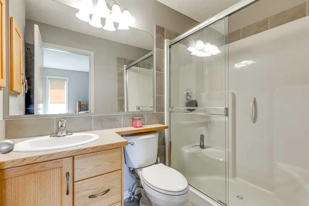 270 Westmount Crescent
