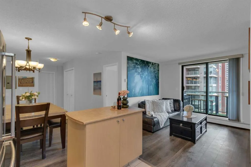 1111 6 Avenue SW, #1018