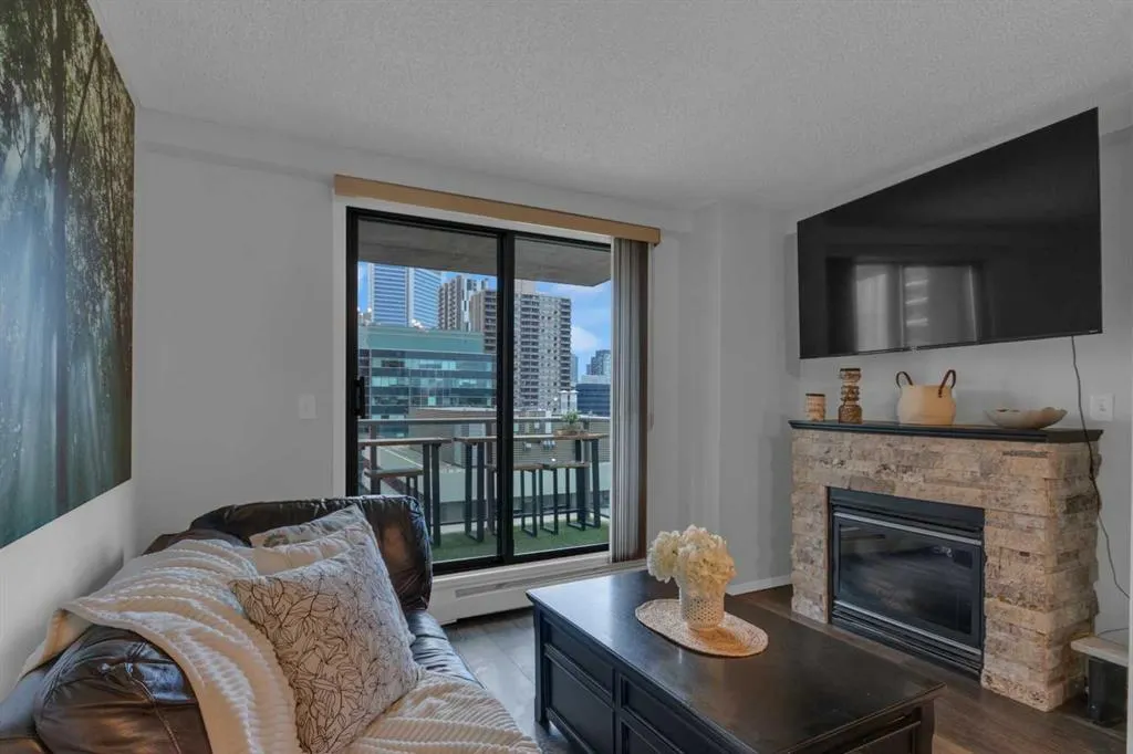 1111 6 Avenue SW, #1018