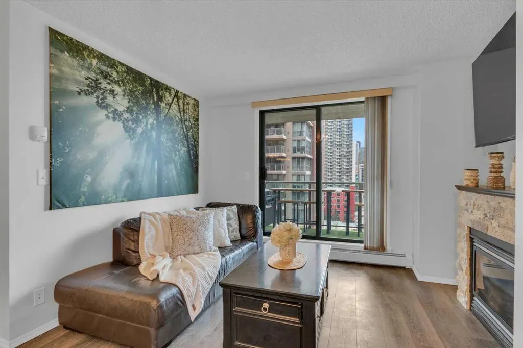 1111 6 Avenue SW, #1018