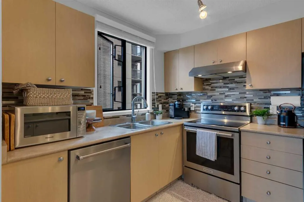 1111 6 Avenue SW, #1018