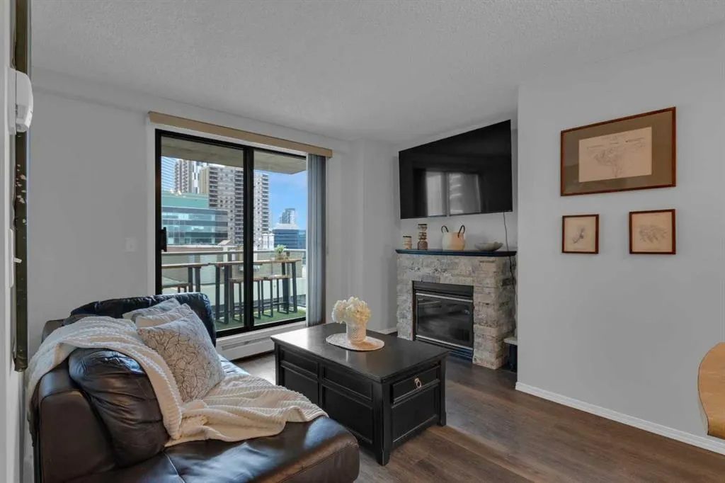 1111 6 Avenue SW, #1018