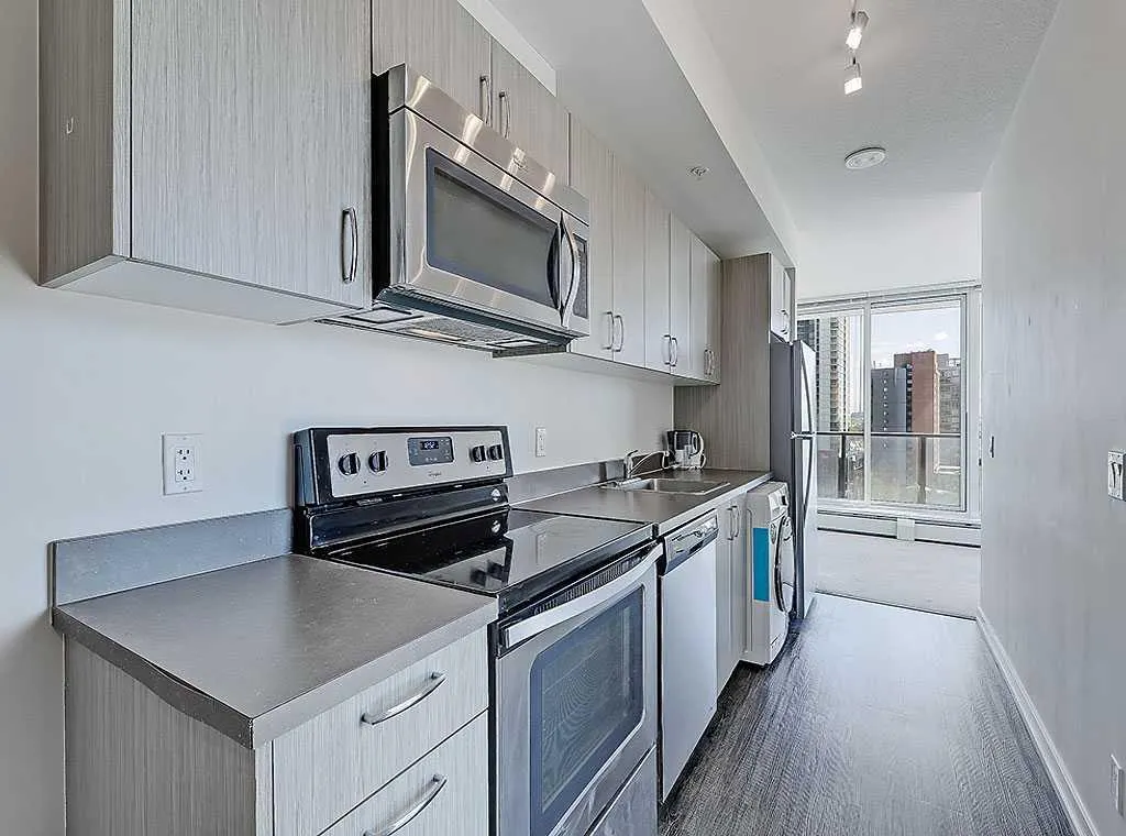 450 8 Avenue SE, #912
