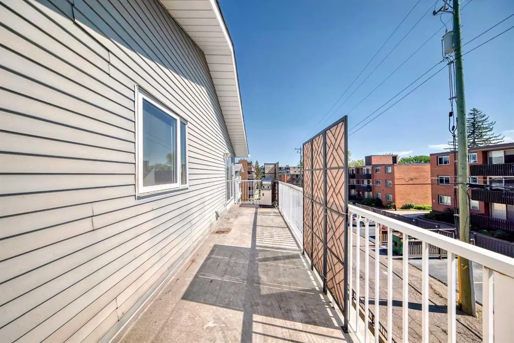 525 56 Avenue SW, #412
