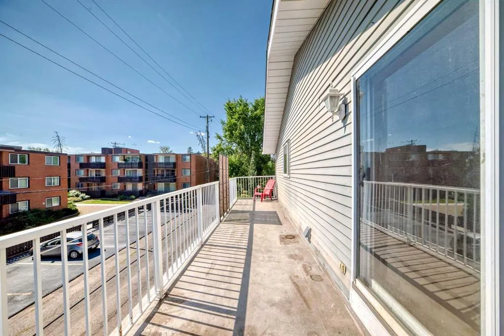 525 56 Avenue SW, #412