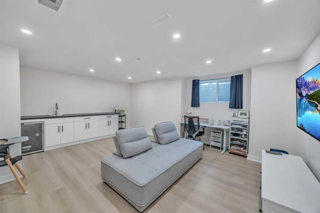 67 Cityscape Gate NE