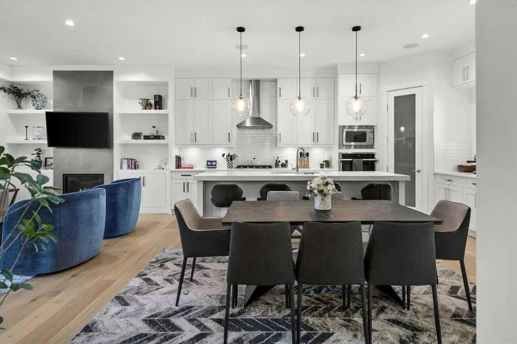 2222 24A Street SW, #2