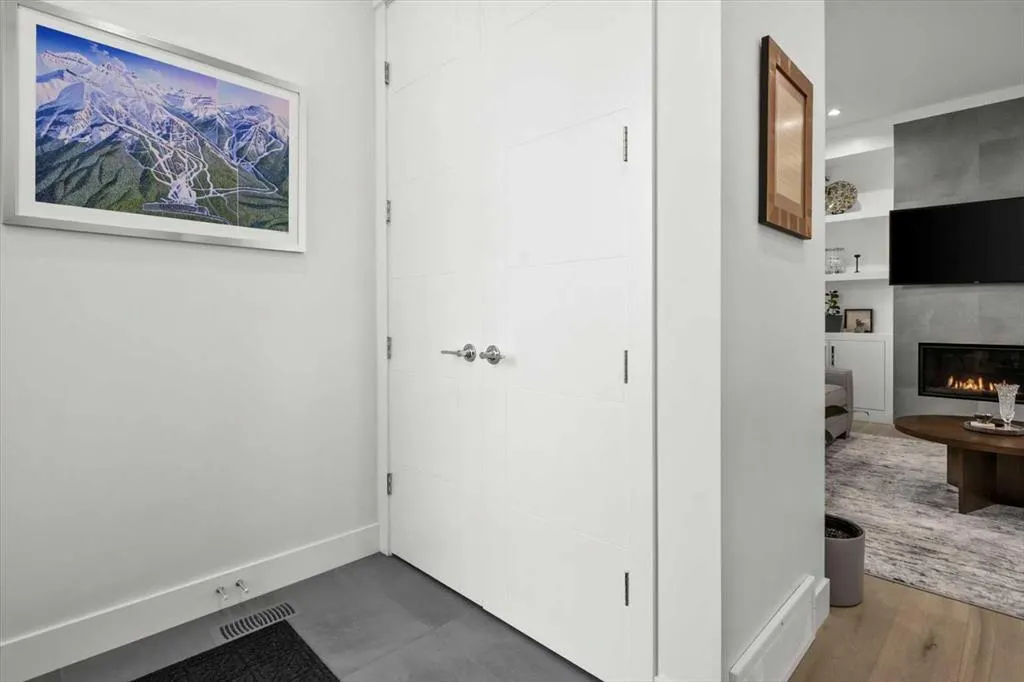 2222 24A Street SW, #2