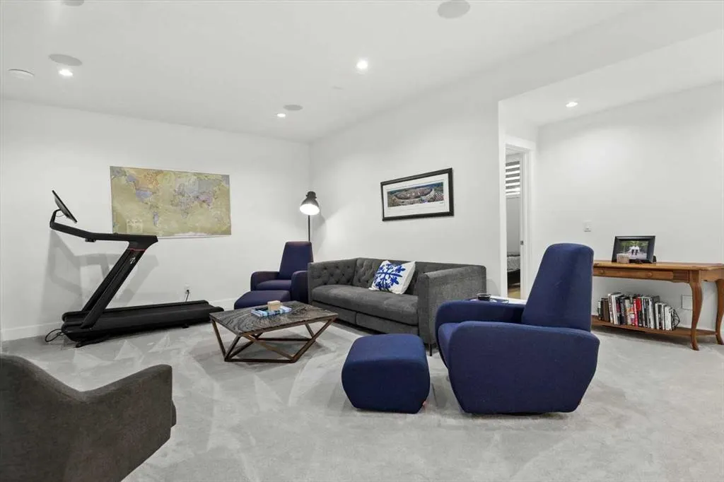 2222 24A Street SW, #2
