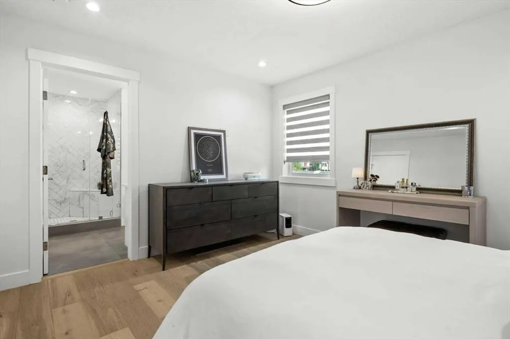 2222 24A Street SW, #2