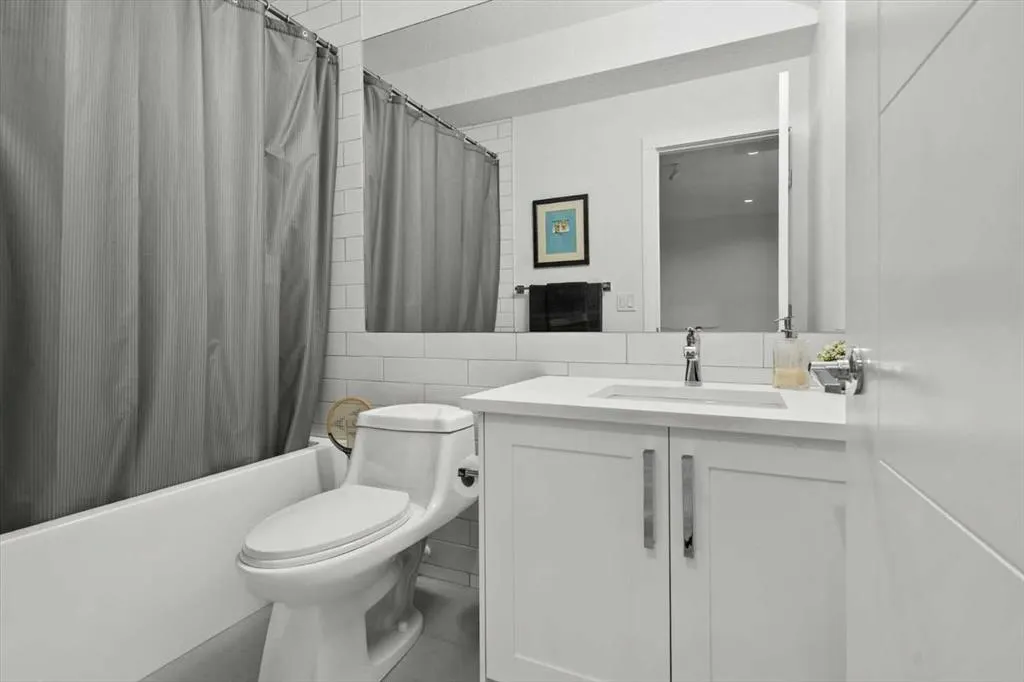2222 24A Street SW, #2
