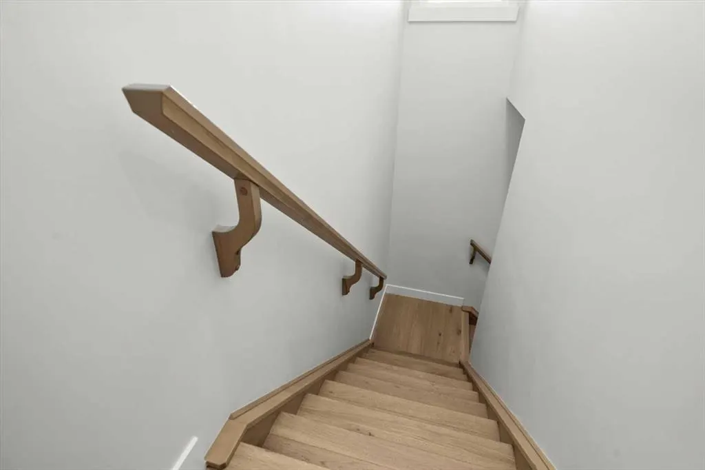 2222 24A Street SW, #2