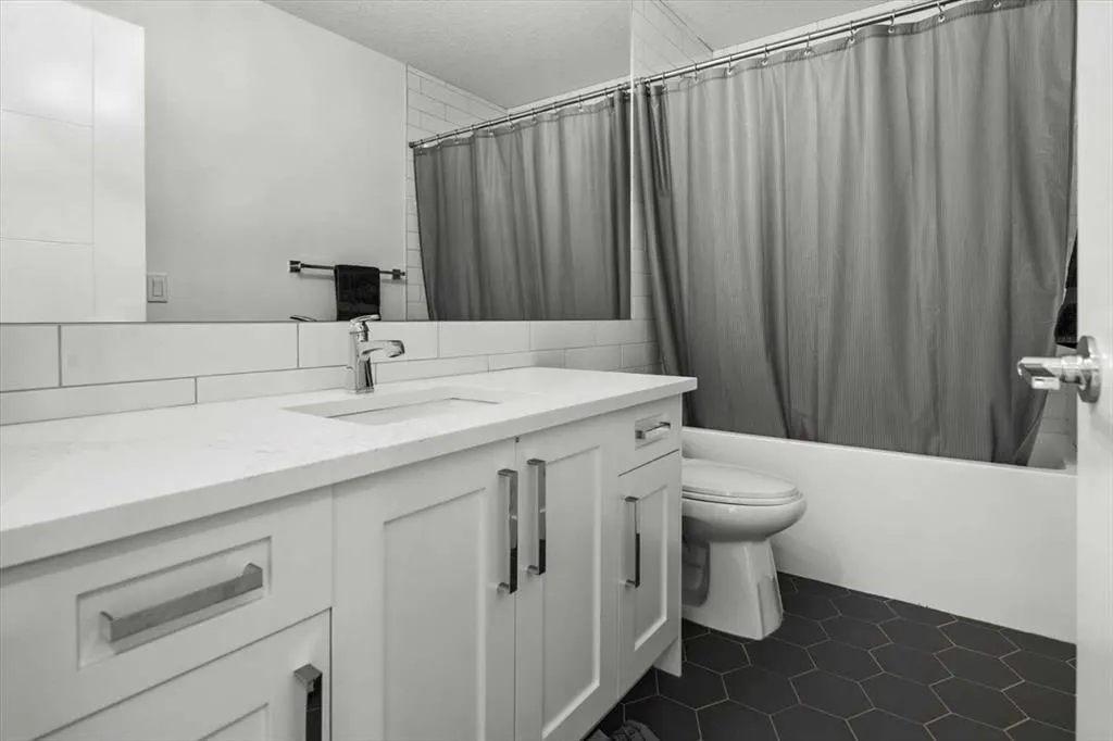 2222 24A Street SW, #2