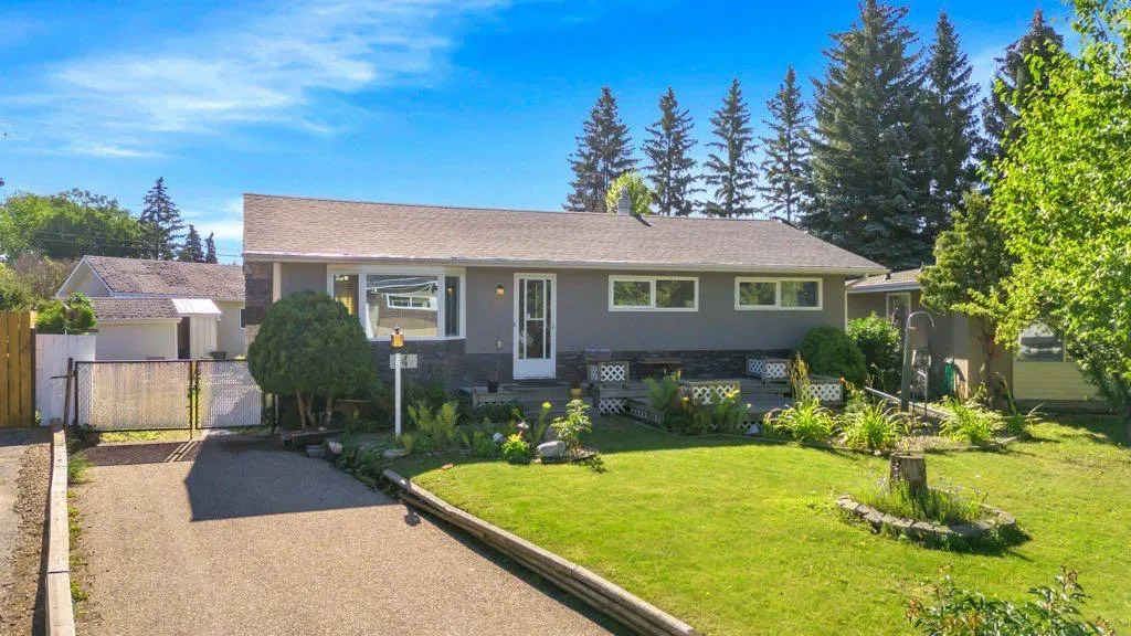 54 Sherwood Crescent