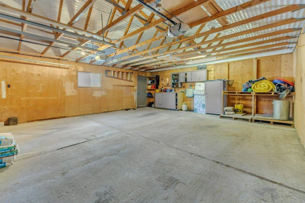 54 Sherwood Crescent